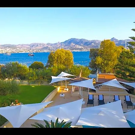 The Farrys Boutique Hotel 3*