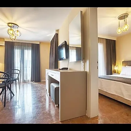 Hotel The Farrys Boutique
